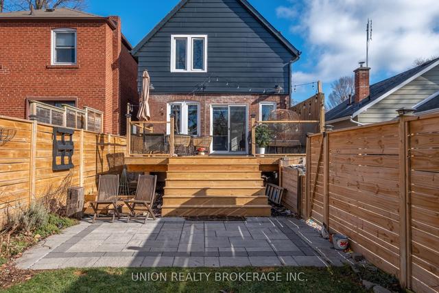 80 Eastwood Ave, House detached with 3 bedrooms, 2 bathrooms and 1 parking in Toronto ON | Image 31