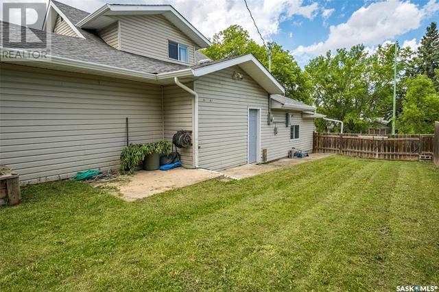 547 19th St W, House detached with 3 bedrooms, 2 bathrooms and null parking in Prince Albert SK | Image 30