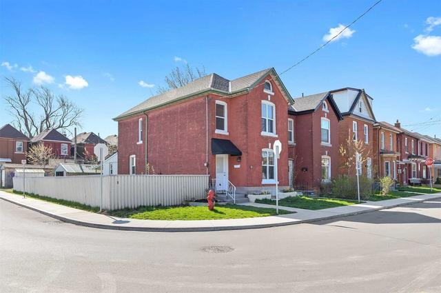 76 Cheever St, House detached with 1 bedrooms, 1 bathrooms and 3 parking in Hamilton ON | Image 11