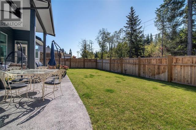 715 Salmonberry St, House detached with 3 bedrooms, 2 bathrooms and 4 parking in Campbell River BC | Image 32