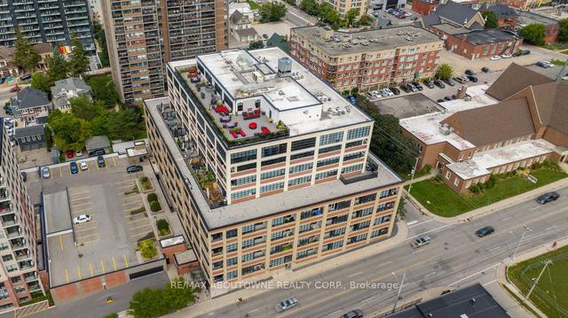 220 - 112 Benton St, Condo with 1 bedrooms, 1 bathrooms and 1 parking in Kitchener ON | Image 1
