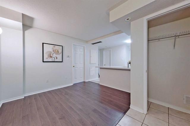 18 - 42 Pinery Tr, Townhouse with 2 bedrooms, 1 bathrooms and 1 parking in Toronto ON | Image 30
