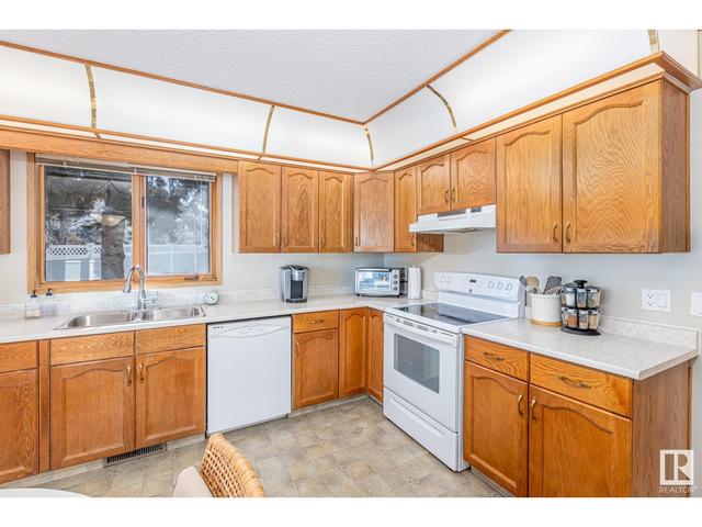 9106 Grandin Rd, House detached with 3 bedrooms, 2 bathrooms and null parking in St. Albert AB | Image 17