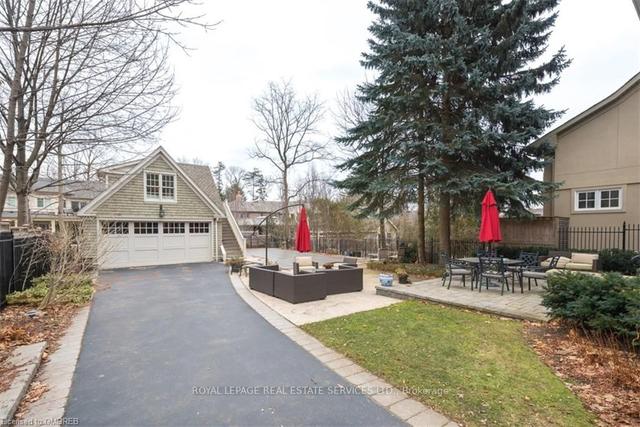 33 Howard Ave, House detached with 4 bedrooms, 5 bathrooms and 10 parking in Oakville ON | Image 22