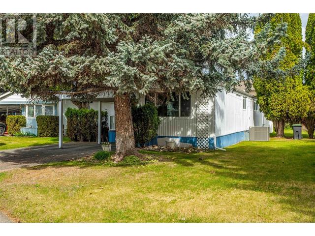 98 - 3535 Casorso Rd, House other with 2 bedrooms, 1 bathrooms and 2 parking in Kelowna BC | Image 27