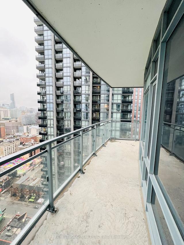 3006 - 21 Widmer St, Condo with 1 bedrooms, 2 bathrooms and 0 parking in Toronto ON | Image 7