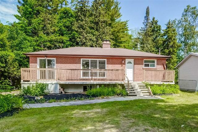 678 Trinity St, House detached with 3 bedrooms, 1 bathrooms and 6 parking in Innisfil ON | Image 12