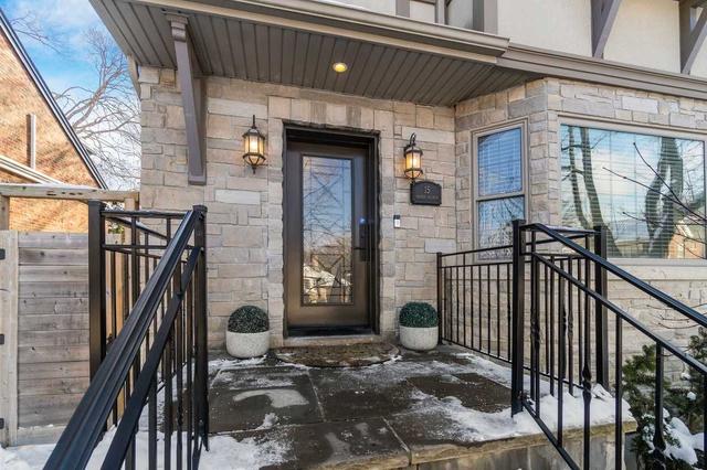 15 Shand Ave, House detached with 5 bedrooms, 4 bathrooms and 3 parking in Toronto ON | Image 23