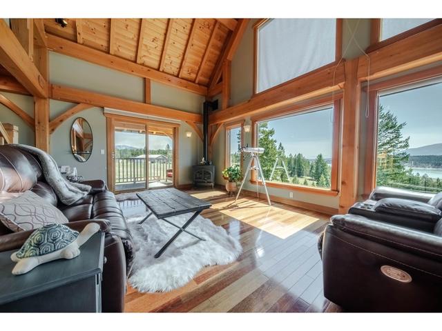779 Sundown Lane, House detached with 3 bedrooms, 4 bathrooms and null parking in East Kootenay B BC | Image 13