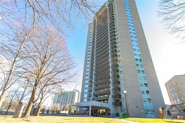 1901 - 1380 Prince Of Wales Dr, Condo with 2 bedrooms, 1 bathrooms and 1 parking in Ottawa ON | Image 1