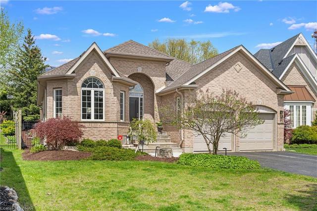22 Timber Ridge Crt, House detached with 4 bedrooms, 3 bathrooms and 7 parking in Kitchener ON | Image 23