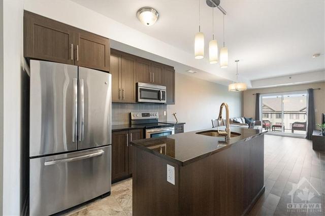 412 - 120 Prestige Cir, Condo with 1 bedrooms, 1 bathrooms and 2 parking in Ottawa ON | Image 8