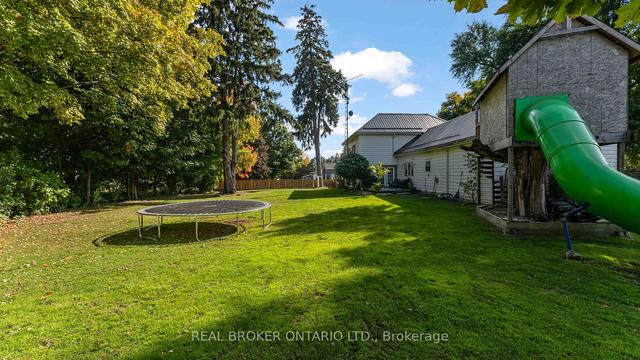 1013 Windham Centre Rd, House detached with 5 bedrooms, 2 bathrooms and 4 parking in Norfolk County ON | Image 27
