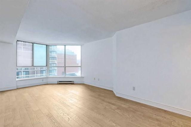 706 - 38 Elm St, Condo with 1 bedrooms, 1 bathrooms and 1 parking in Toronto ON | Image 40