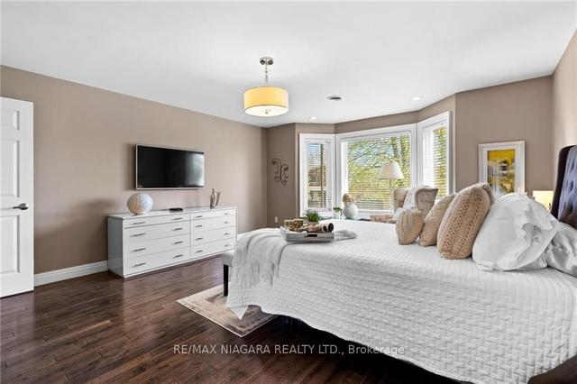 7103 Burbank Cres, House detached with 4 bedrooms, 5 bathrooms and 6 parking in Niagara Falls ON | Image 15