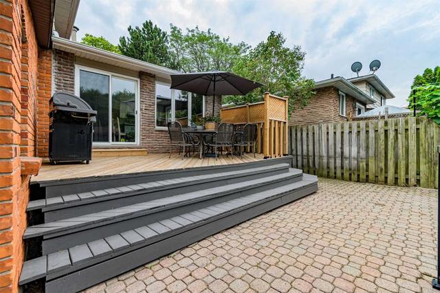 513 Bohemia Cres, House detached with 3 bedrooms, 4 bathrooms and 5 parking in Oakville ON | Image 21