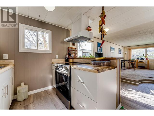 36 - 6902 Okanagan Landing Rd, House other with 3 bedrooms, 1 bathrooms and 2 parking in Vernon BC | Image 21