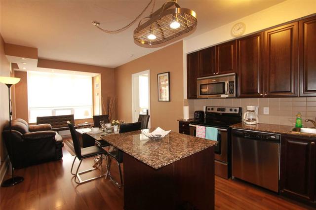 1608 - 330 Burnhamthorpe Rd W, Condo with 2 bedrooms, 2 bathrooms and 1 parking in Mississauga ON | Image 4