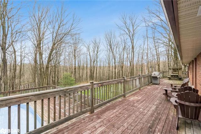 168 Bass Lake Sideroad W, House detached with 4 bedrooms, 2 bathrooms and 16 parking in Oro Medonte ON | Image 17