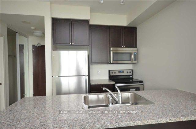 1217 - 339 Rathburn Rd W, Condo with 2 bedrooms, 2 bathrooms and 1 parking in Mississauga ON | Image 3