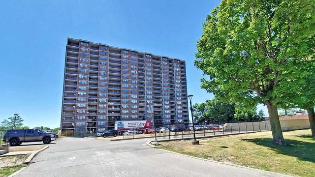 808 - 45 Sunrise Ave, Condo with 3 bedrooms, 2 bathrooms and 1 parking in Toronto ON | Image 24