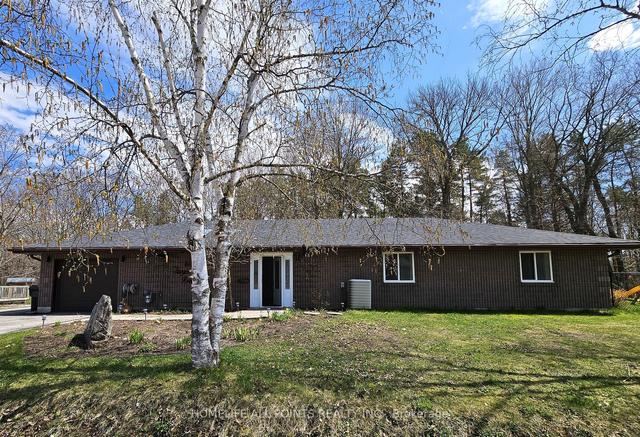 449 Sturgeon Bay Rd, House detached with 5 bedrooms, 2 bathrooms and 6 parking in Tay ON | Image 1