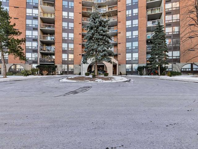 1313 - 50 Mississauga Valley Blvd, Condo with 3 bedrooms, 2 bathrooms and 1 parking in Mississauga ON | Image 12