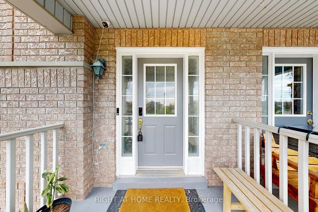1199 Chapman Cres, House attached with 3 bedrooms, 3 bathrooms and 3 parking in Milton ON | Image 23