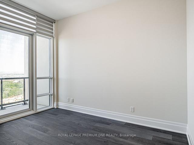 ph09 - 9085 Jane St, Condo with 3 bedrooms, 2 bathrooms and 2 parking in Vaughan ON | Image 11