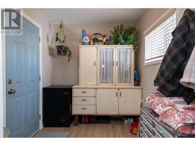 770 Irwin St, House detached with 2 bedrooms, 1 bathrooms and null parking in Prince George BC | Image 11