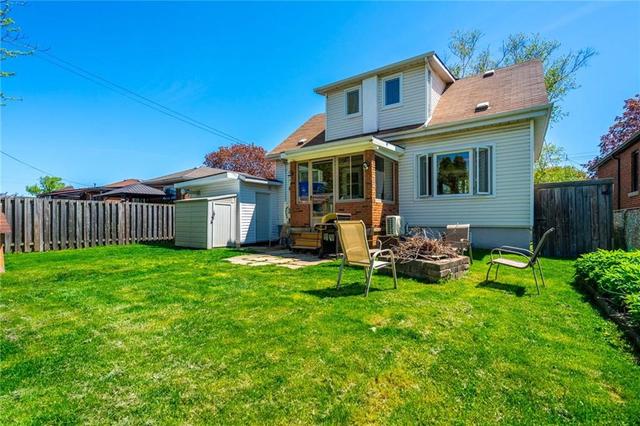 160 East 31st St, House detached with 4 bedrooms, 1 bathrooms and 4 parking in Hamilton ON | Image 47