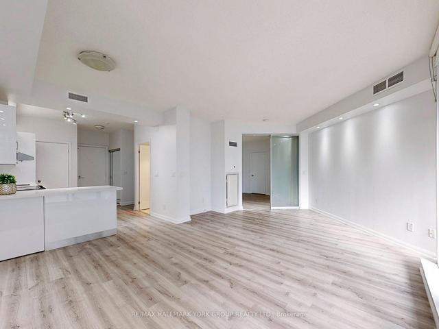 1637 - 111 Elizabeth St, Condo with 1 bedrooms, 1 bathrooms and 0 parking in Toronto ON | Image 40