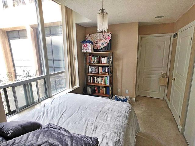 225 - 15 Northtown Way, Condo with 1 bedrooms, 1 bathrooms and 1 parking in Toronto ON | Image 4