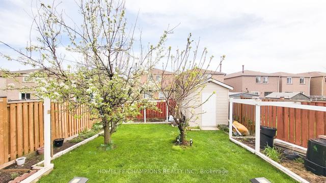 82 Kyla Cres, House detached with 4 bedrooms, 4 bathrooms and 6 parking in Markham ON | Image 31