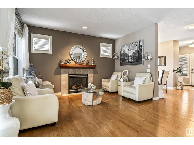 335 62 St Sw Sw, House detached with 5 bedrooms, 3 bathrooms and null parking in Edmonton AB | Image 12