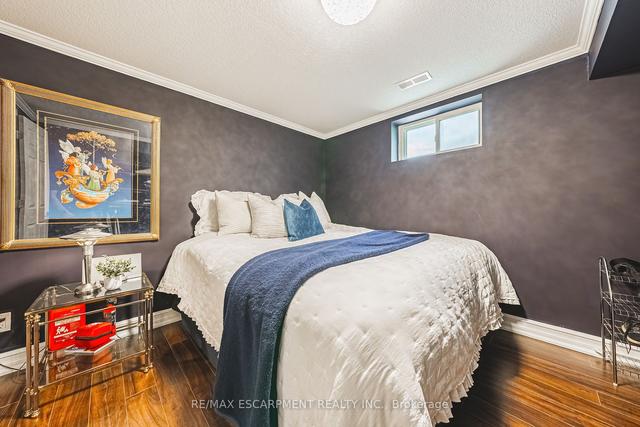 4030 Grapehill Ave, House detached with 3 bedrooms, 2 bathrooms and 3 parking in Burlington ON | Image 17