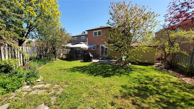 35 Brocklesby Cres, House detached with 3 bedrooms, 3 bathrooms and 3 parking in Ajax ON | Image 8