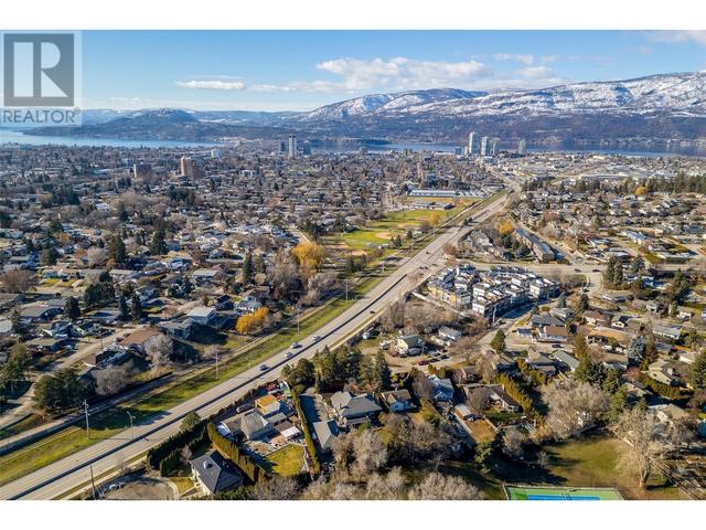 1610 Highland Dr N, House detached with 4 bedrooms, 2 bathrooms and 2 parking in Kelowna BC | Image 31