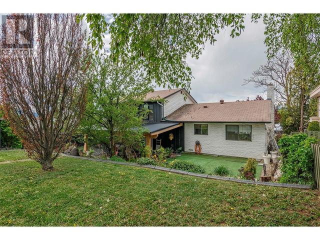 3105 13 St, House detached with 3 bedrooms, 2 bathrooms and 2 parking in Vernon BC | Image 46