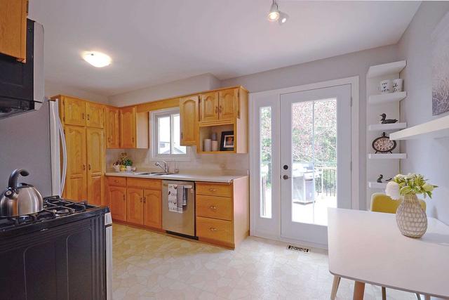 58 Sleeman Ave, House detached with 3 bedrooms, 2 bathrooms and 5 parking in Guelph ON | Image 28