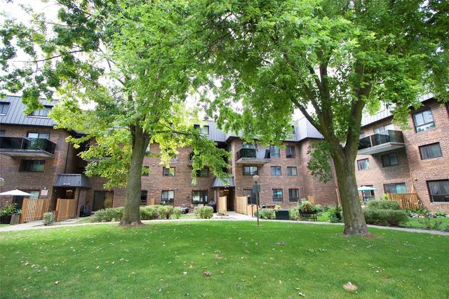 34 - 43 Taunton Rd E, Condo with 3 bedrooms, 3 bathrooms and 1 parking in Oshawa ON | Image 12