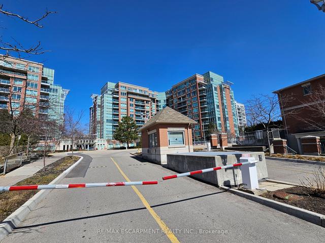 201 - 62 Suncrest Blvd, Condo with 1 bedrooms, 1 bathrooms and 1 parking in Markham ON | Image 12