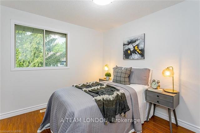54 - 35 Waterman Ave, Townhouse with 3 bedrooms, 2 bathrooms and 1 parking in London ON | Image 17