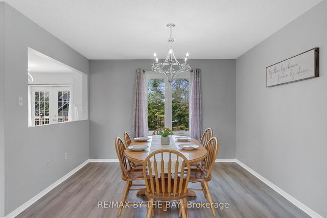 26 Silver Birch Ave, House detached with 3 bedrooms, 3 bathrooms and 6 parking in Wasaga Beach ON | Image 5