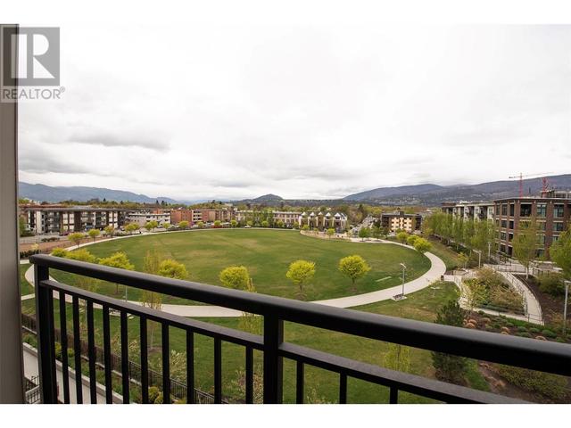 PH10 - 1800 Richter St, Condo with 3 bedrooms, 2 bathrooms and 1 parking in Kelowna BC | Image 9