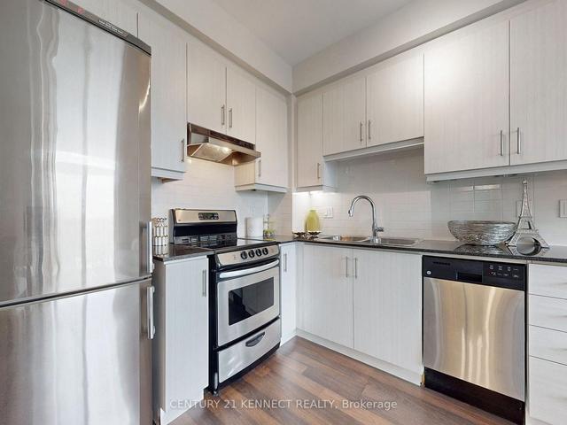 1608 - 68 Canterbury Pl, Condo with 1 bedrooms, 1 bathrooms and 1 parking in Toronto ON | Image 6