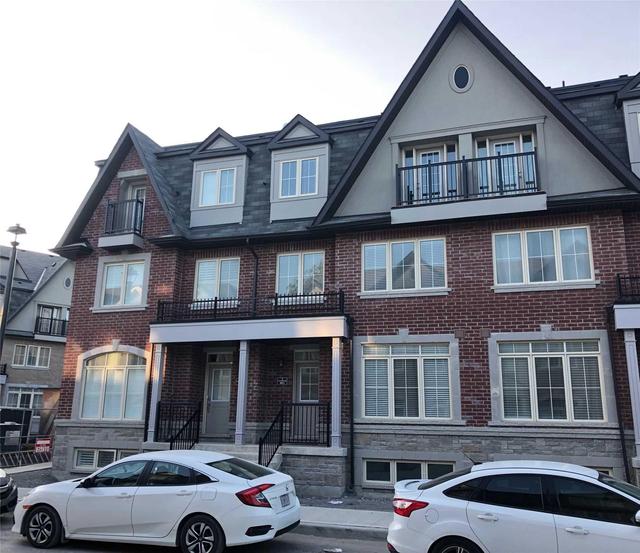 2 - 8 Eaton Park Lane, House attached with 3 bedrooms, 3 bathrooms and 1 parking in Toronto ON | Image 1