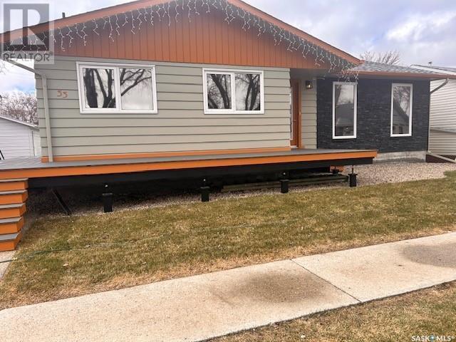 33 Second Ave Nw, House detached with 4 bedrooms, 2 bathrooms and null parking in Preeceville SK | Image 3