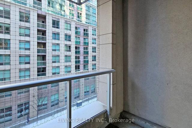 404 - 199 Richmond St W, Condo with 1 bedrooms, 1 bathrooms and 0 parking in Toronto ON | Image 26