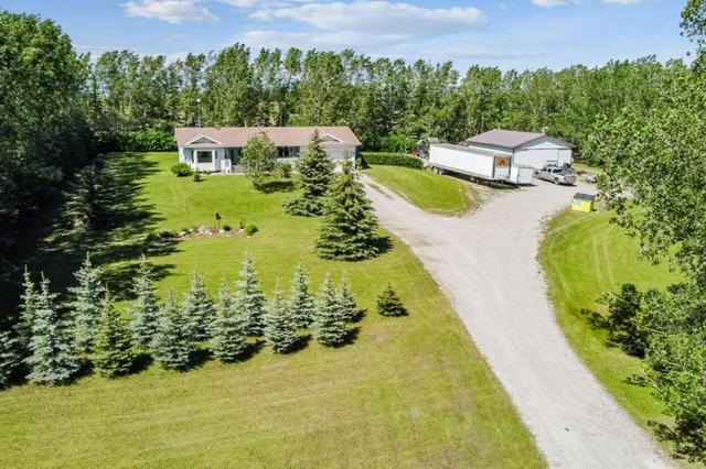 4344 Township Road 292, House detached with 4 bedrooms, 2 bathrooms and 4 parking in Mountain View County AB | Image 2